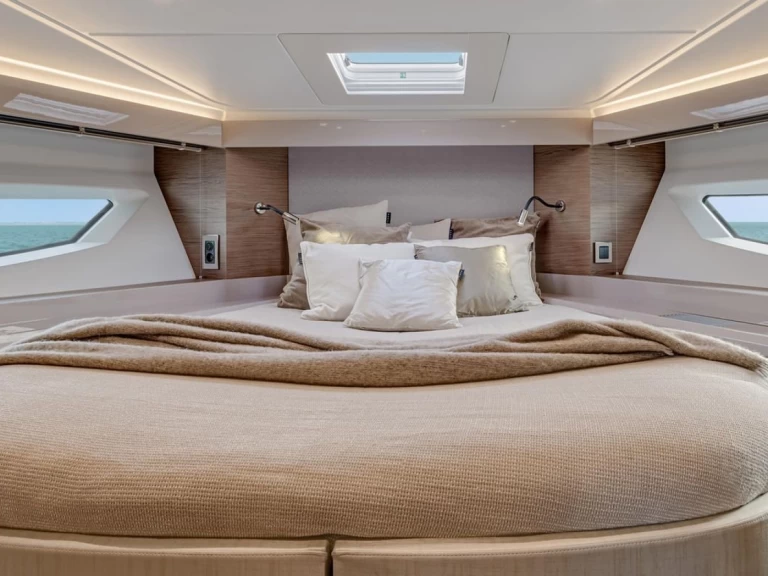 Wynajem Motorówka w Marine de Sant'Ambrogio - Bénéteau GRAN TURISMO 50 HT