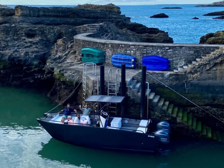Wynajem łodzi Hendaye tanio Catamaran One Off