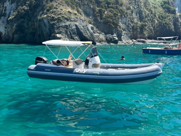 Wynajmij Łódż półsztywna z lub bez skippera Joy w Ponza