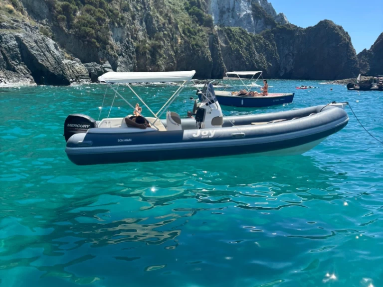 Wynajem łodzi Ponza tanio Joy 600