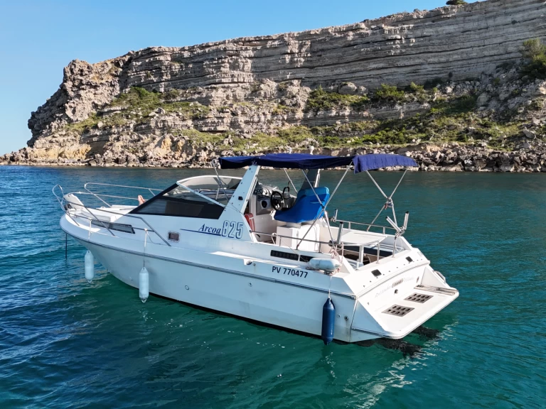 Wynajmij Motorówka z lub bez skippera Arcoa w Port Leucate