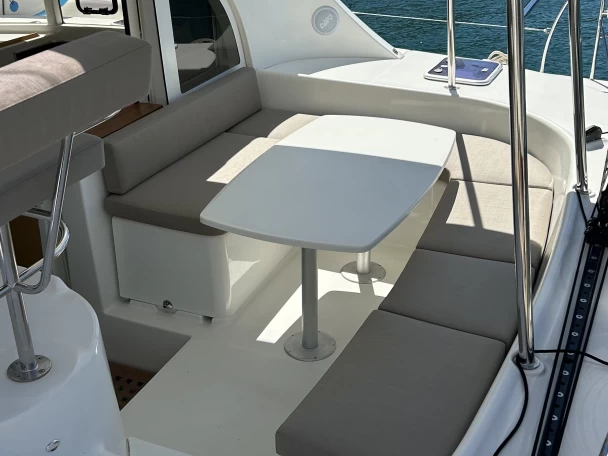 Wynajem w Omis- Lagoon Lagoon 380 S2 na SamBoat