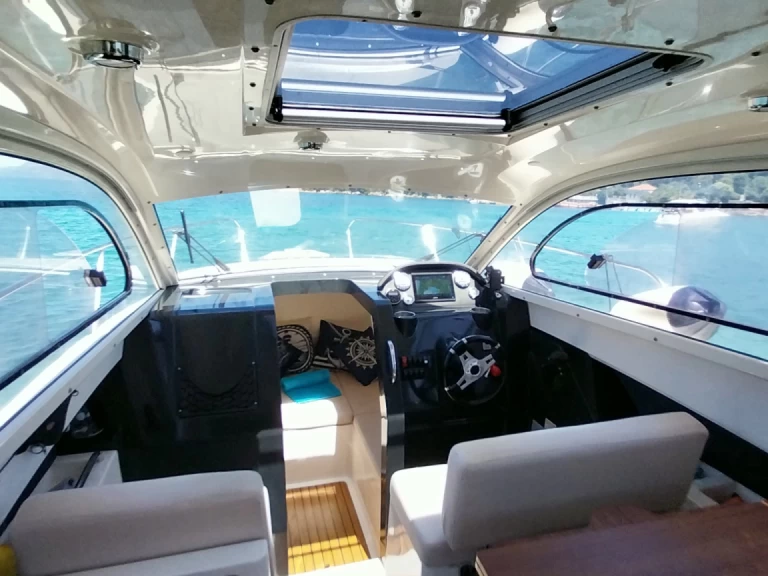 Wynajem w Dubrownik- Quicksilver Activ 705 Weekend na SamBoat