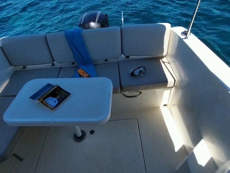 Quicksilver Activ 705 Weekend między profesjonalistami a osobami prywatnymi w Dubrownik