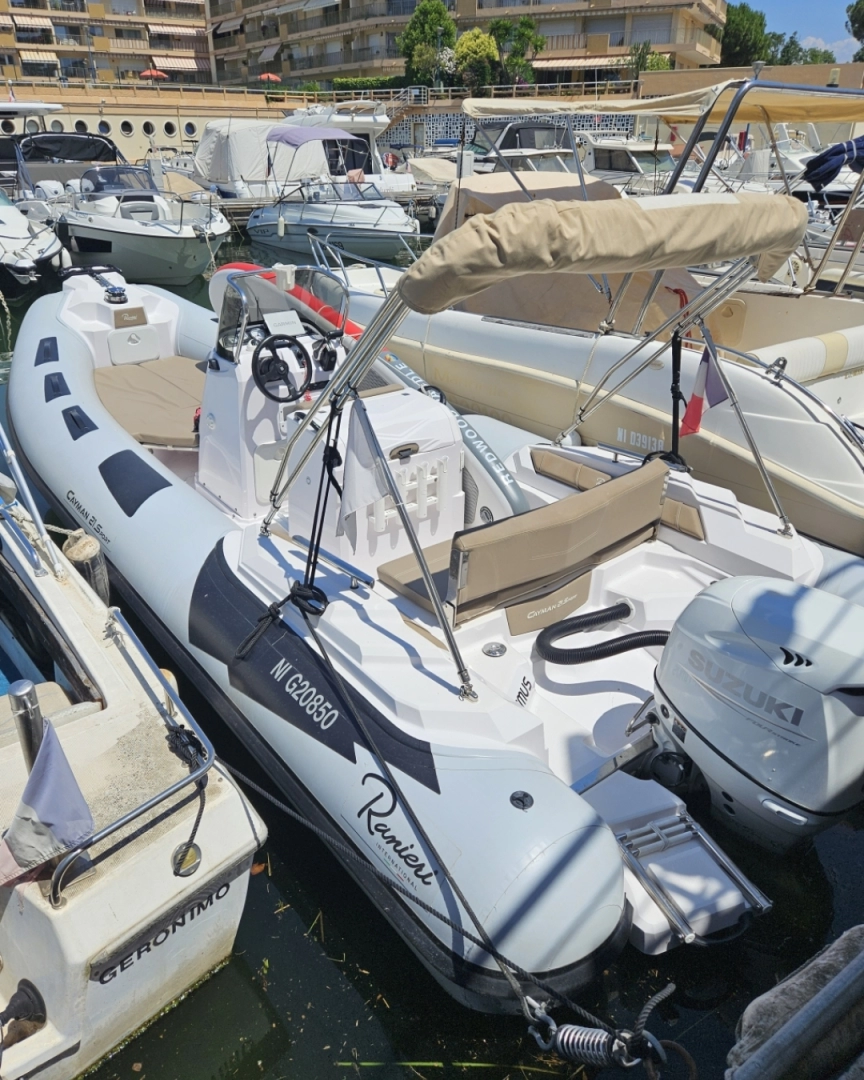 Wynajem Łódż półsztywna w Mandelieu-la-Napoule - Ranieri Cayman 21 Sport