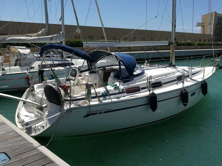 Wynajem Żaglowiec w Genova - Bavaria Bavaria 37