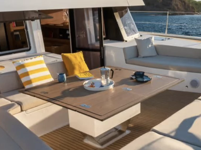 Wynajem Katamaran w Port Cogolin - 15 BALI 5.8