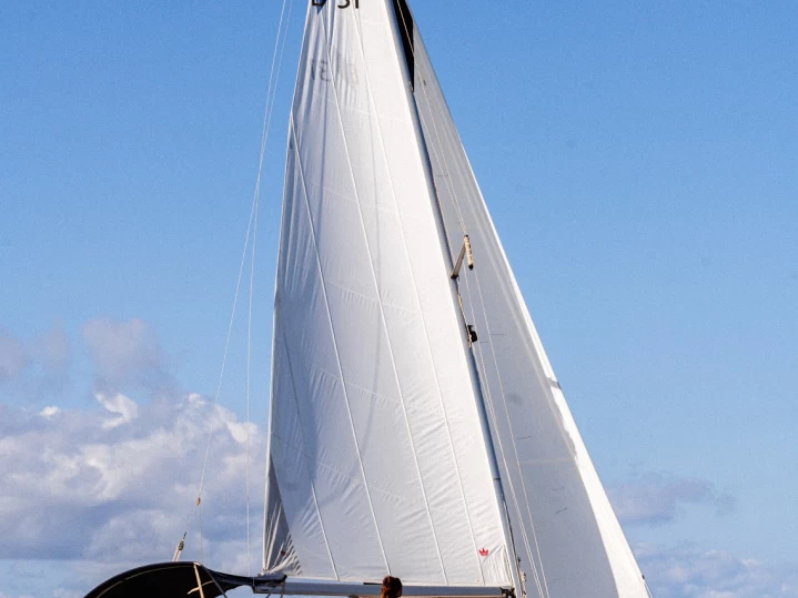 Wynajem Żaglowiec Bavaria z patentem 