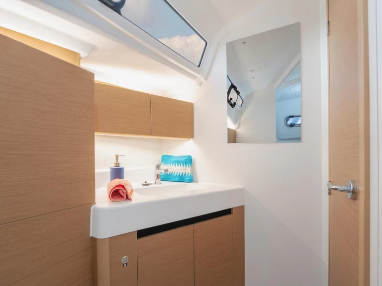 Wynajem w Hyeres- Jeanneau Sun Odyssey 350 na SamBoat