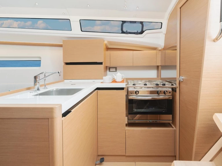 Wynajmij Żaglowiec z lub bez skippera Jeanneau w Hyeres