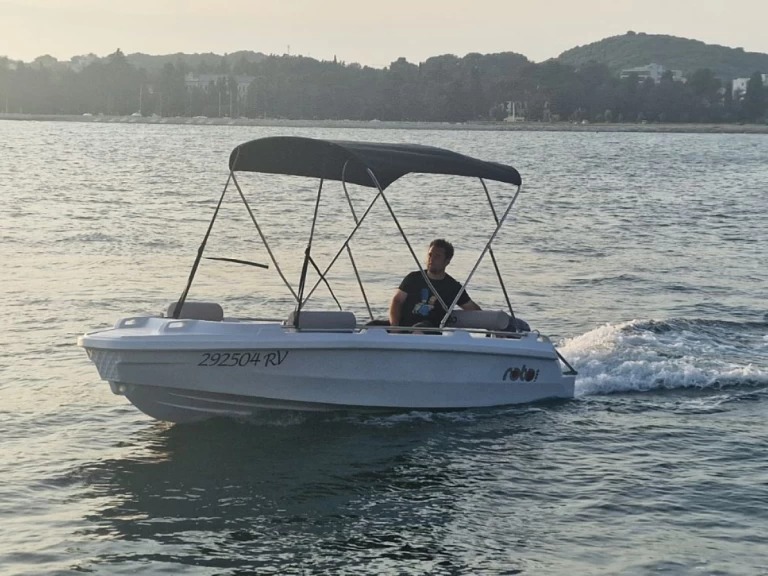 Wynajem Motorówka ROTO z patentem 