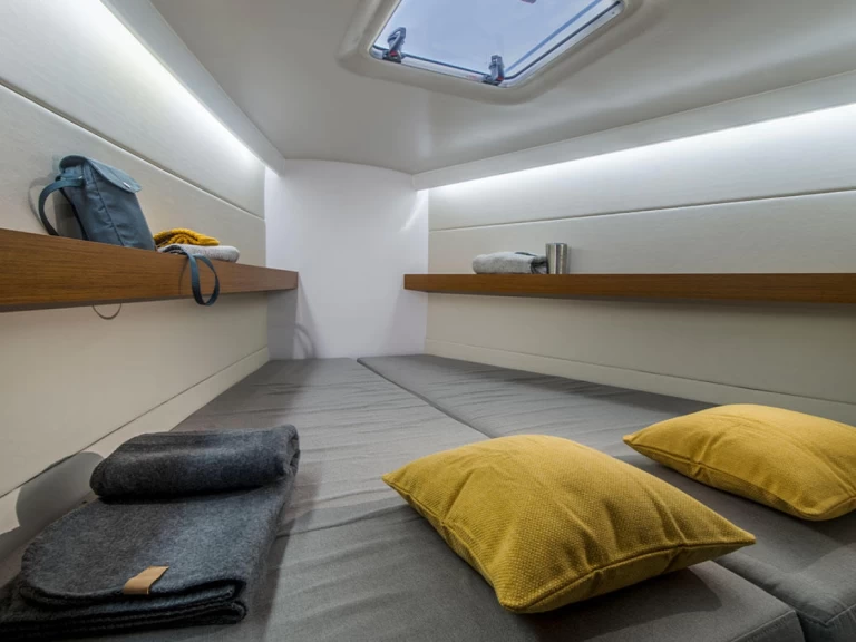 Wynajmij Żaglowiec z lub bez skippera Bénéteau w Piraeus