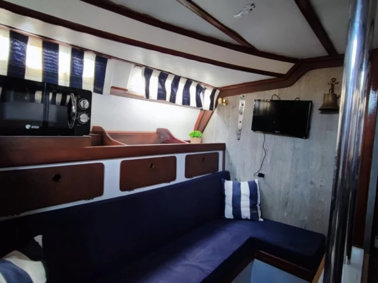 Żaglowiec do wynajmu w Alicante w najlepszej cenie