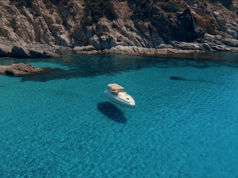 Wynajem łodzi Villasimius tanio Airon 325