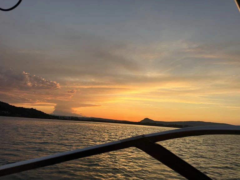 Wynajem Motorówka w Saint-Jorioz - Four Winns Horizon 180