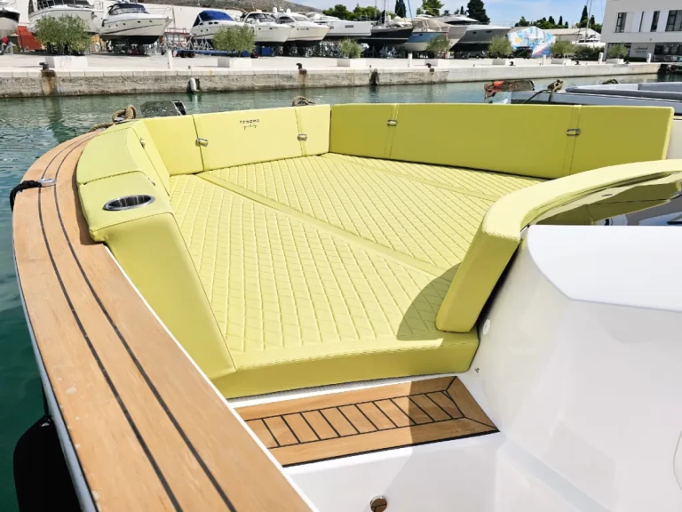 Wynajem łodzi Vanguard Tesoro T40 w Donji Seget na SamBoat 