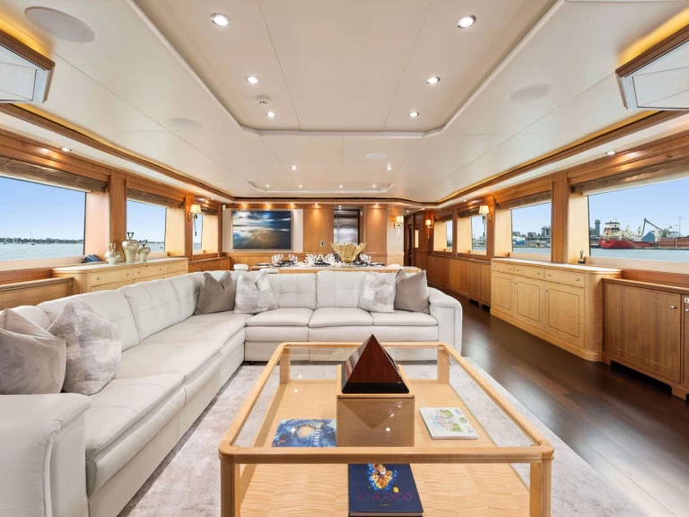 Wynajem łodzi Palmer Johnson INVICTUS w Newport na SamBoat 