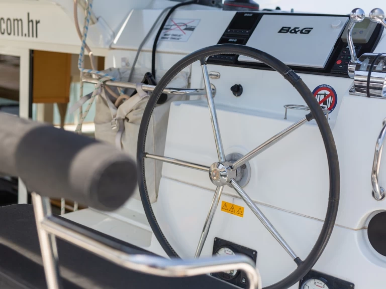 Wynajem łodzi Punat tanio Lagoon 39