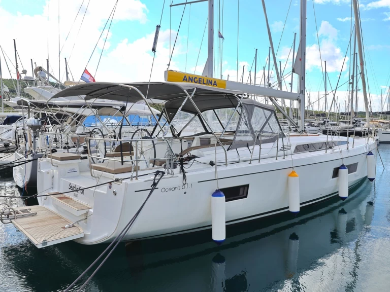 Wynajmij Żaglowiec z lub bez skippera Bénéteau w Primosten