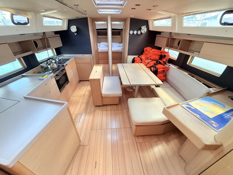 Wynajem łodzi Bénéteau Oceanis 46.1 w Sukosan na SamBoat 