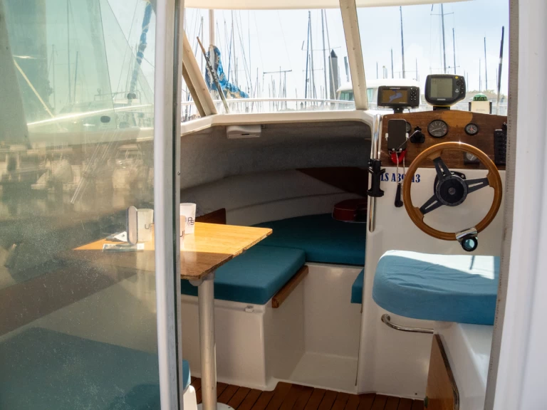 Ocqueteau Ocqueteau 615 Espace między profesjonalistami a osobami prywatnymi w Les Sables-d'Olonne