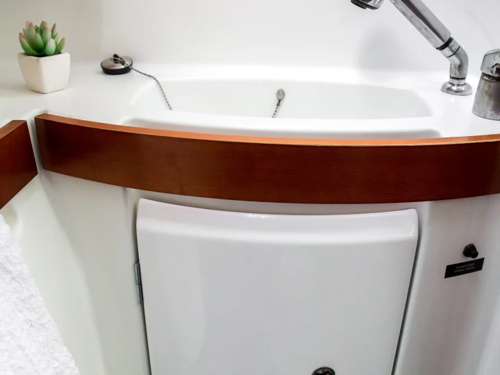 Wynajem łodzi Lefkáda tanio Oceanis 43