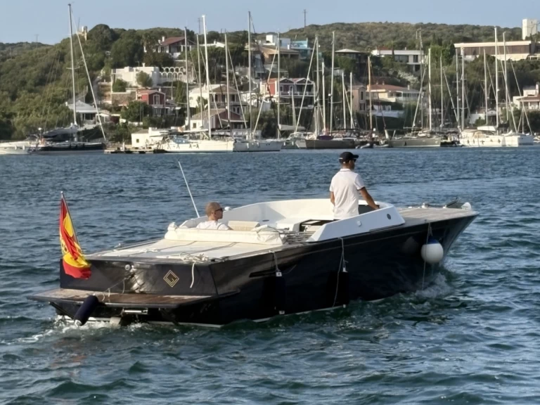 Wynajem Motorówka VENTURI z patentem 