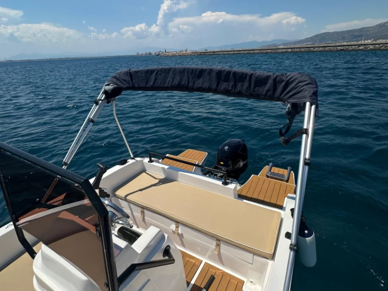 Wynajem łodzi Roses tanio BF 470