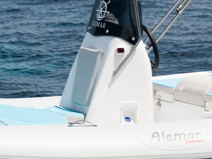 Wynajmij Alemar M600 Alemar w Trapani