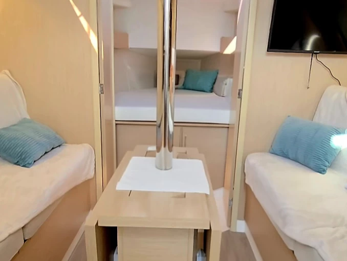 Wynajem Żaglowiec w Les Sables-d'Olonne - Bénéteau Oceanis 30.1