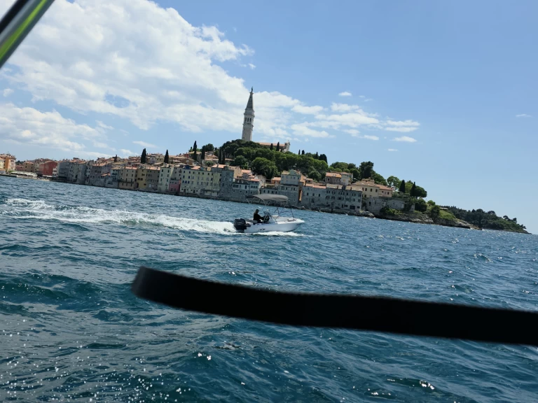 Wynajem łodzi ROTO Roto 450s family w Rovinj na SamBoat 
