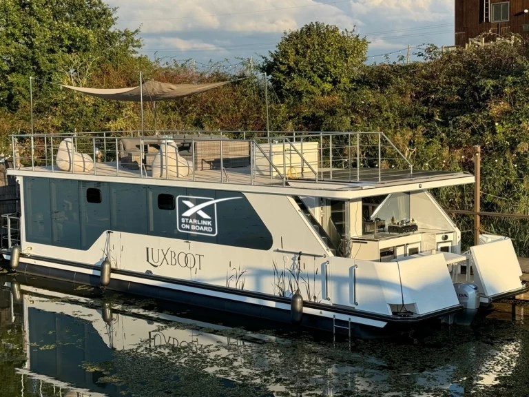 Wynajem Barka Luxboot z patentem 