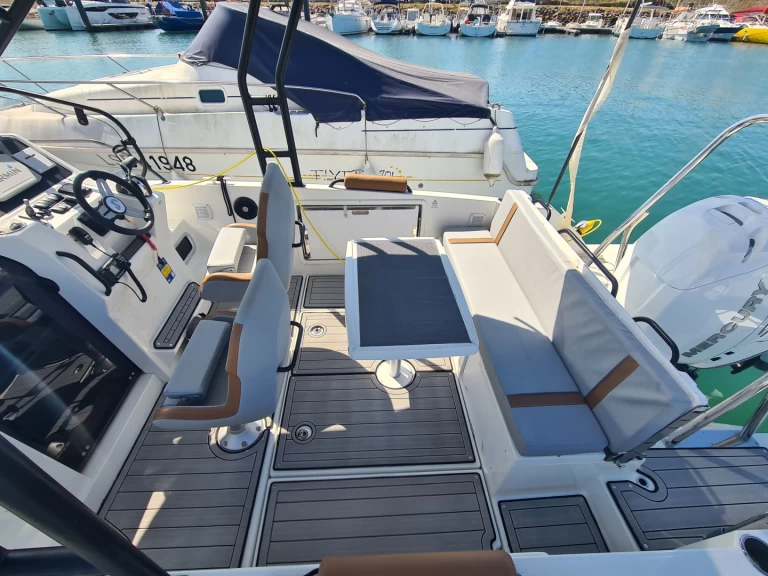 Wynajem Motorówka w Les Sables-d'Olonne - Bénéteau Flyer 8 SUNdeck