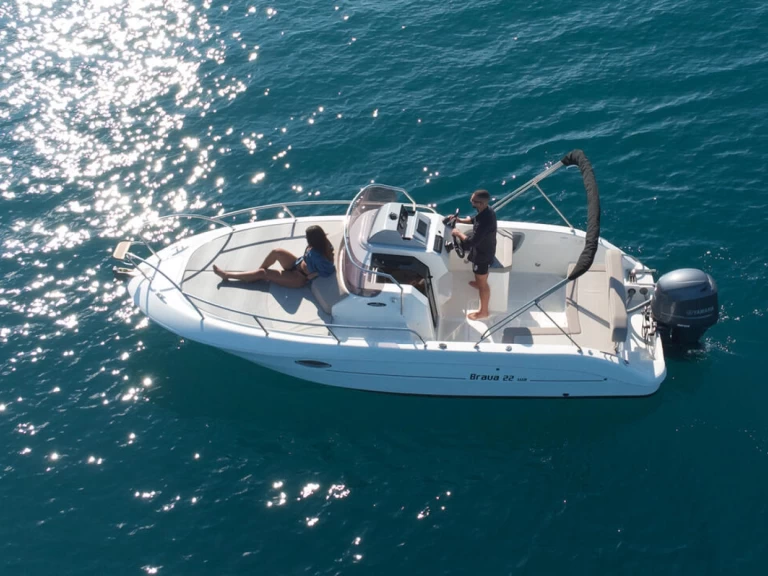 Wynajmij Motorówka z lub bez skippera Mingolla w Pula