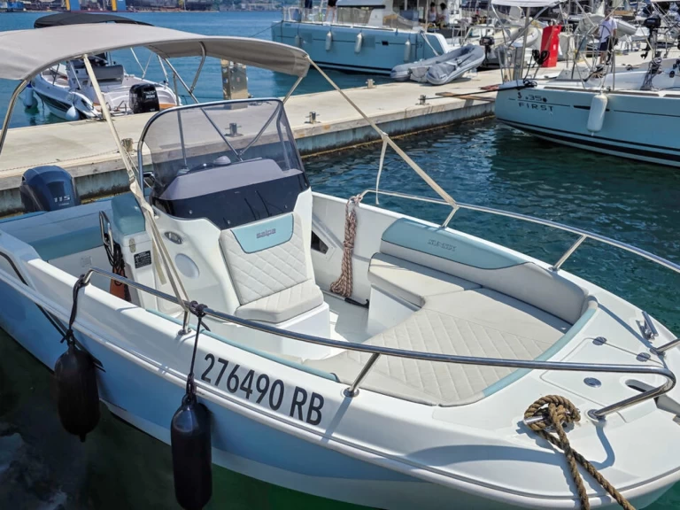 Wynajmij Salpa Salpa Sunsix w Pula