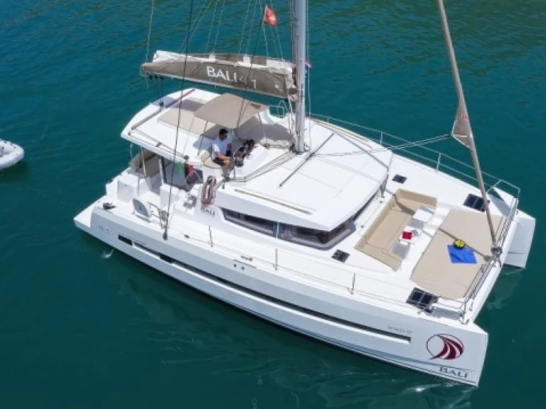 Bali Bali 4.1 między profesjonalistami a osobami prywatnymi w Primosten