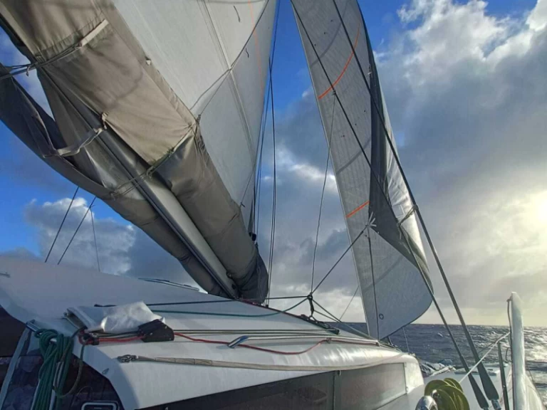 Wynajem łodzi Toulon tanio TS 42