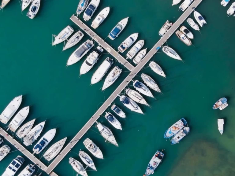 Wynajmij Motorówka z lub bez skippera Blumax w Marzamemi