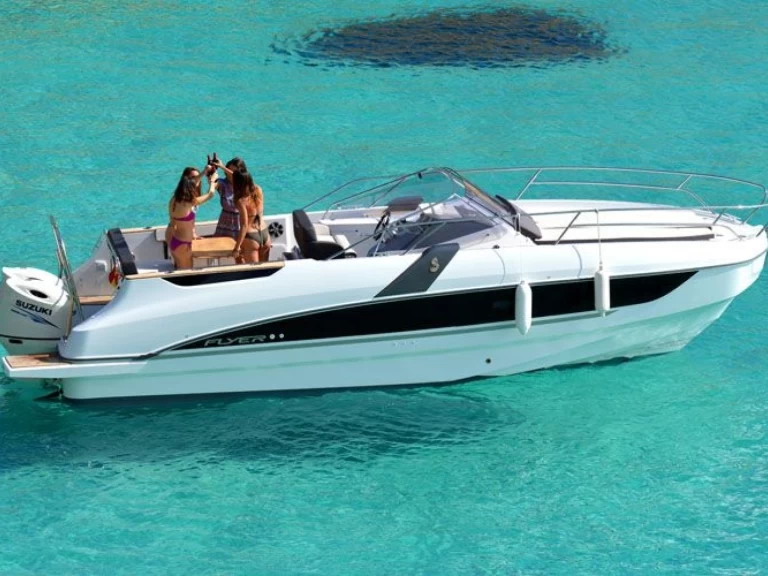 Bénéteau Flyer 8.8 SUNdeck między profesjonalistami a osobami prywatnymi w Valencia