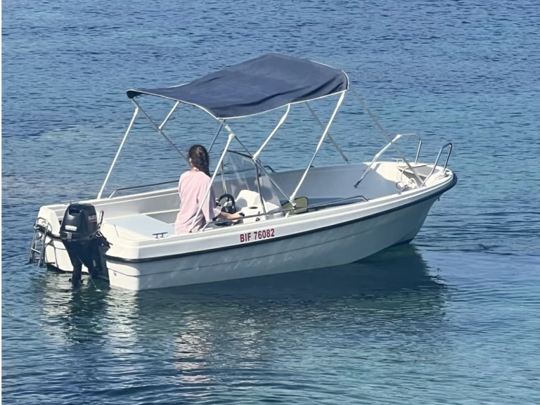 Wynajem łodzi Galéria tanio 445 C