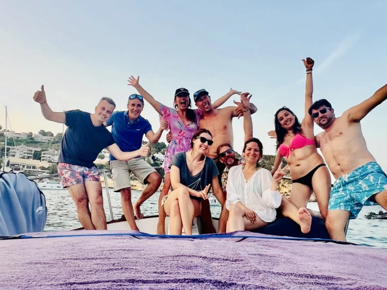 Myabca MYABCA 32 między profesjonalistami a osobami prywatnymi w Palma de Mallorca