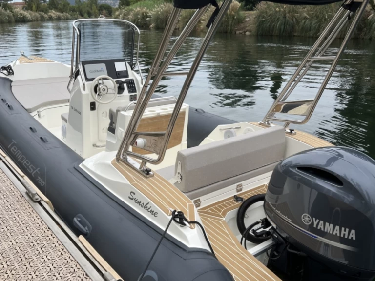 Wynajem łodzi Capelli Tempest 700 w Golfe-Juan na SamBoat 