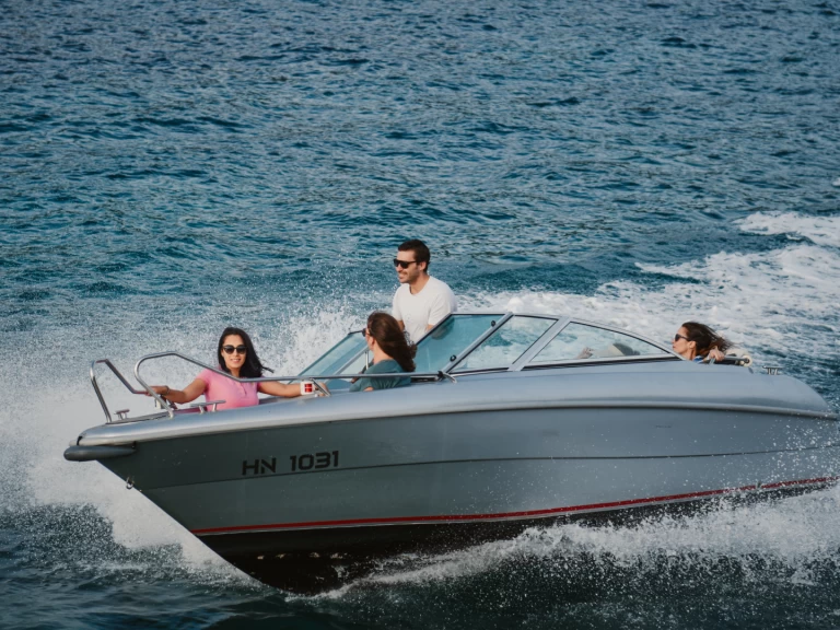 Wynajmij Yamarin 5820 w Herceg Novi