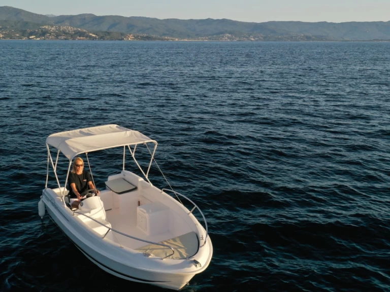 Wynajem w Ajaccio- B2 Marine CAP FERRET 472 SUNDECK na SamBoat