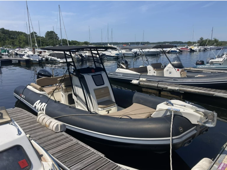 Wynajmij Łódż półsztywna z lub bez skippera Bwa w Sanguinet