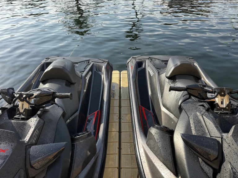 Wynajem Jet ski w Port Grimaud - Sea-Doo Sea-Doo RXP-X 300,