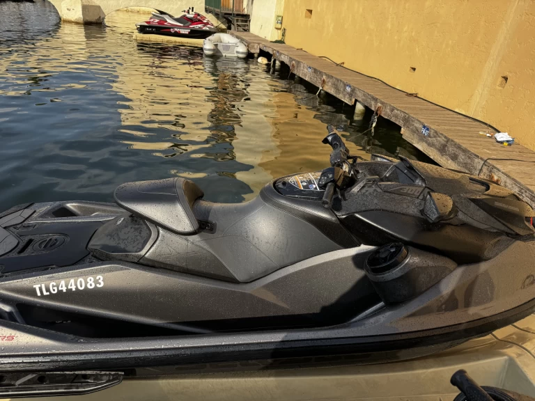 Wynajmij Jet ski z lub bez skippera Sea-Doo w Port Grimaud