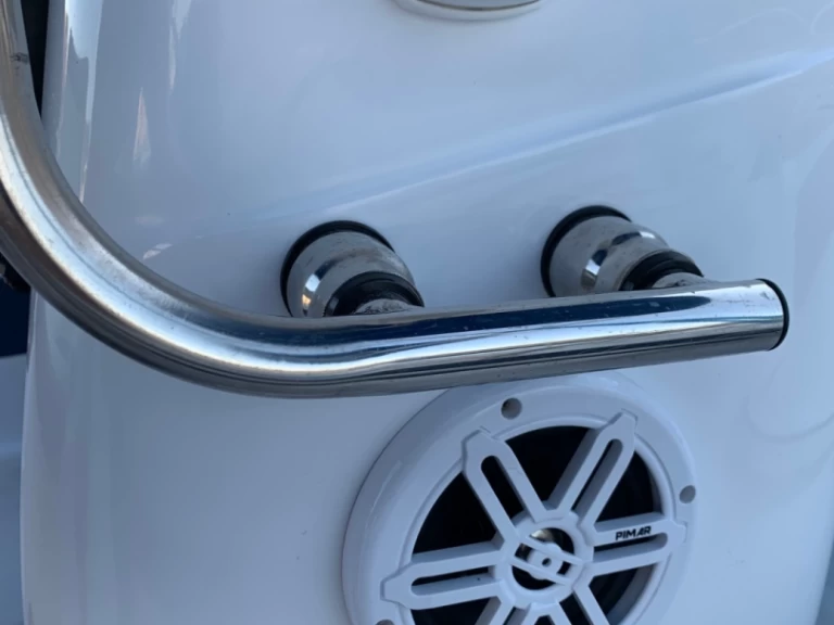 Motorówka do wynajmu w Bisceglie w najlepszej cenie