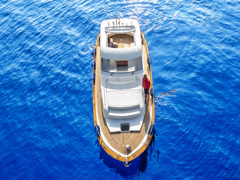 Apreamare Apreamare 11 między profesjonalistami a osobami prywatnymi w Massa Lubrense