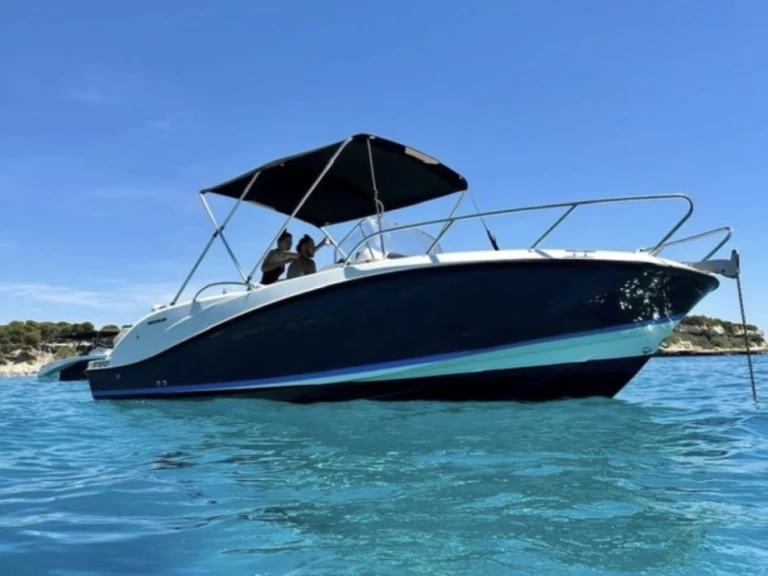 Wynajmij Łódż półsztywna z lub bez skippera Zodiac w Port Fréjus